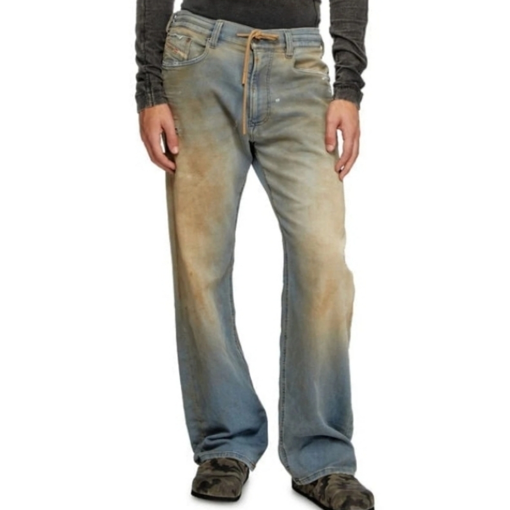 DIESEL BLUE RELAXED D-REEL DENIM JOGGJEANS 068QL JEANS, SIZE 34